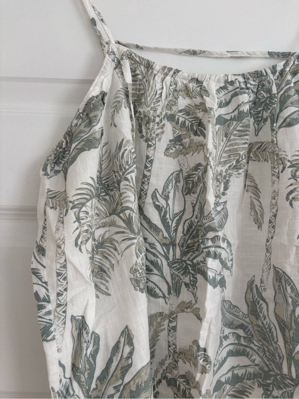 H&M White Camisole with Sage Green Botanical Print - Picture 2 of 4